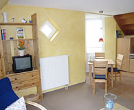 Wohnzimmer - Ferienwohnung Fasanenwinkel - small